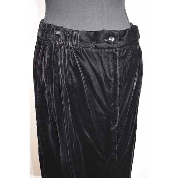 In Group II Velour Skirt - Size 14W - Picture 2 of 2